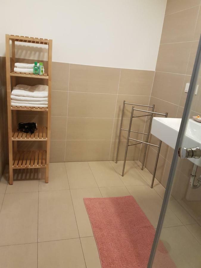 Central Family-Friendly Apt In Viena Exterior foto