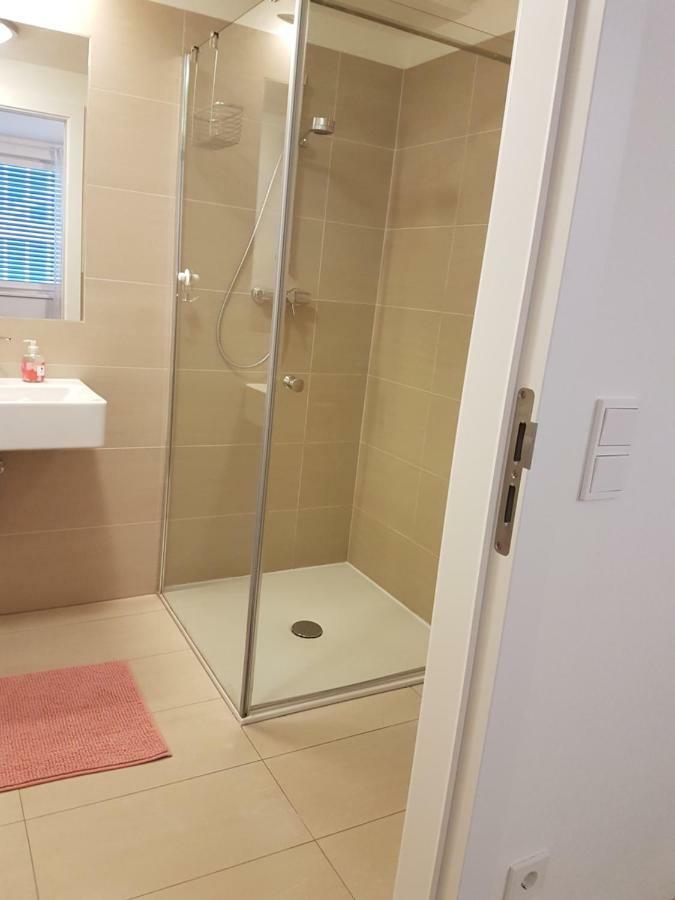 Central Family-Friendly Apt In Viena Exterior foto